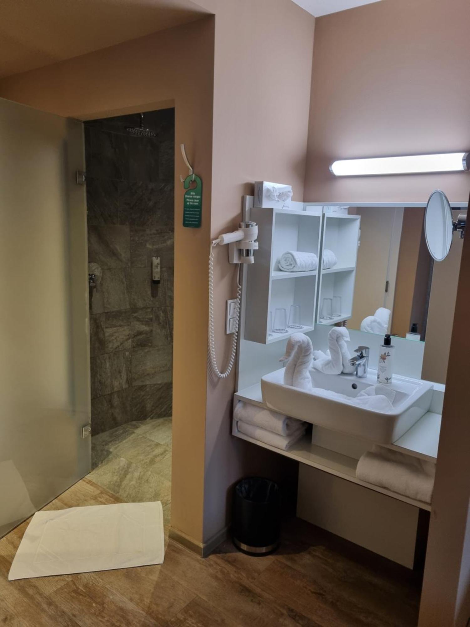 Cubo Sport & Art Hotel Sankt Johann in Tirol Ngoại thất bức ảnh